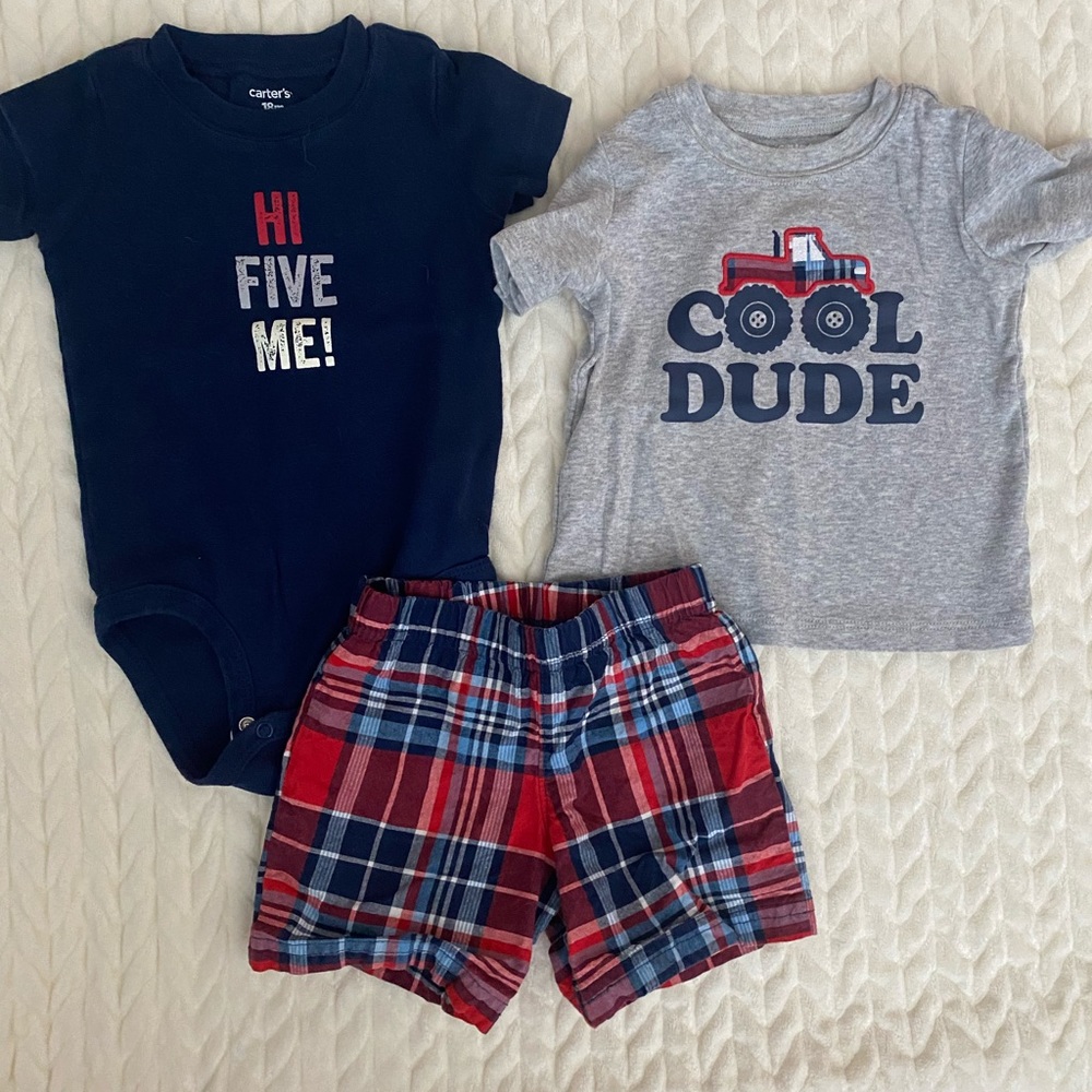 Carter’s 3 piece outfit, size 18 month
